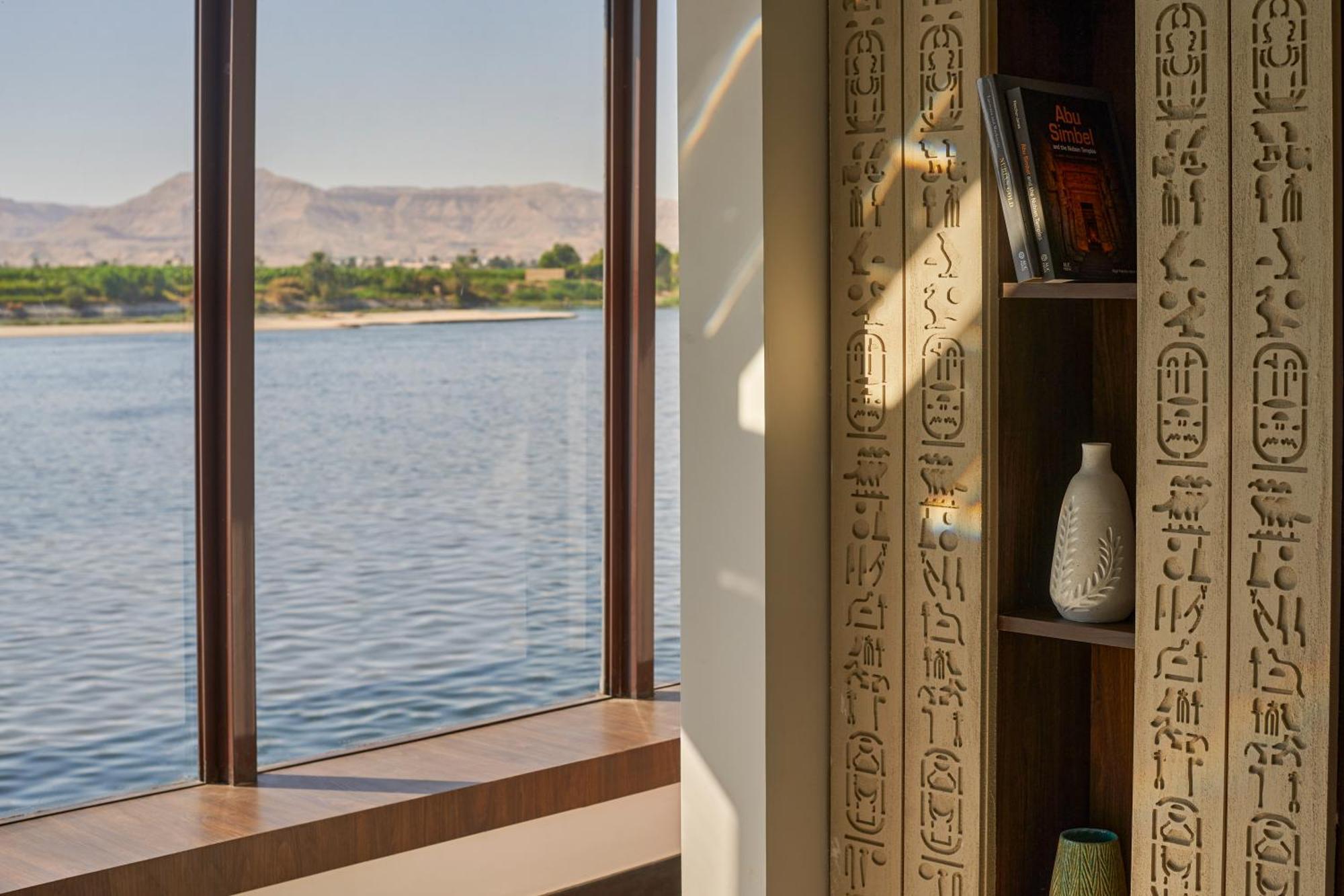 Moevenpick Royal Lily Nile Cruise, Every Monday Four Nights From Luxor, Every Friday Three Nights From Aswan - Including Excursions & Sightseeing Dış mekan fotoğraf